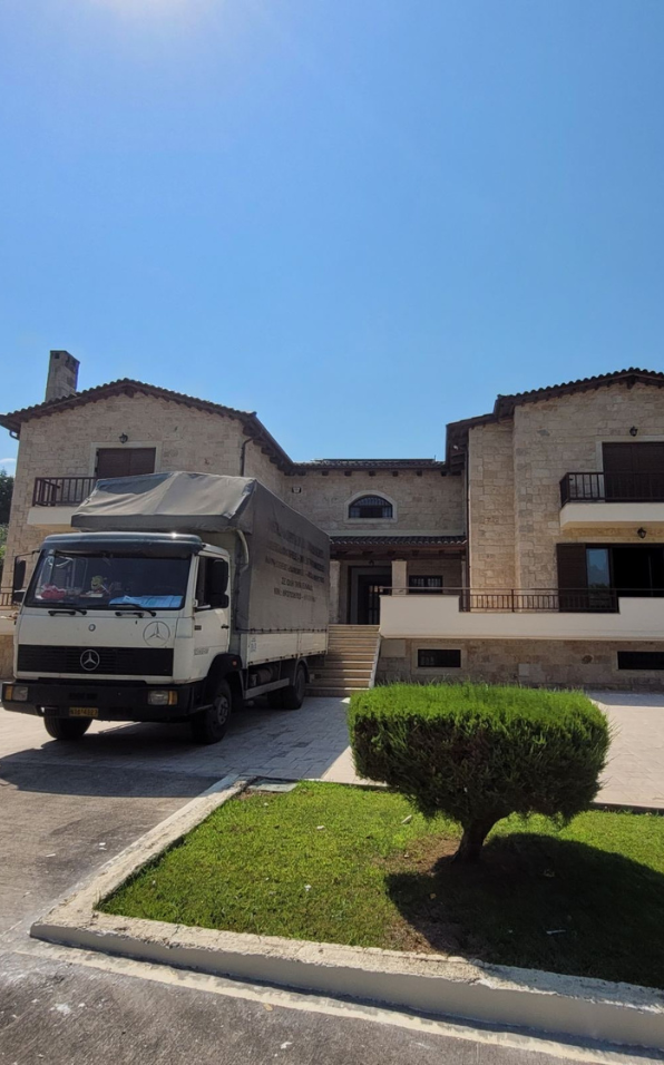 Μετακόμιση με φορτηγό στο Περιστέρι